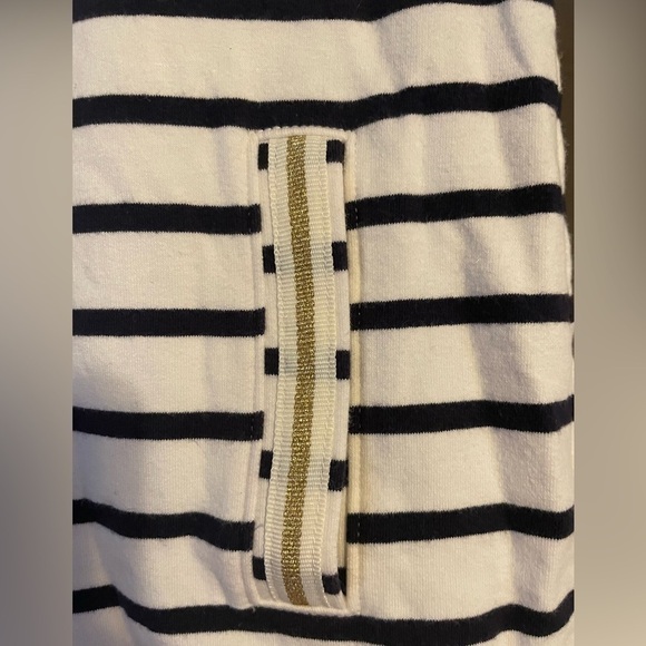 Lilly Pulitzer full zip popover - Picture 4 of 5